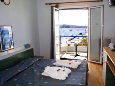 Hotel Rozos